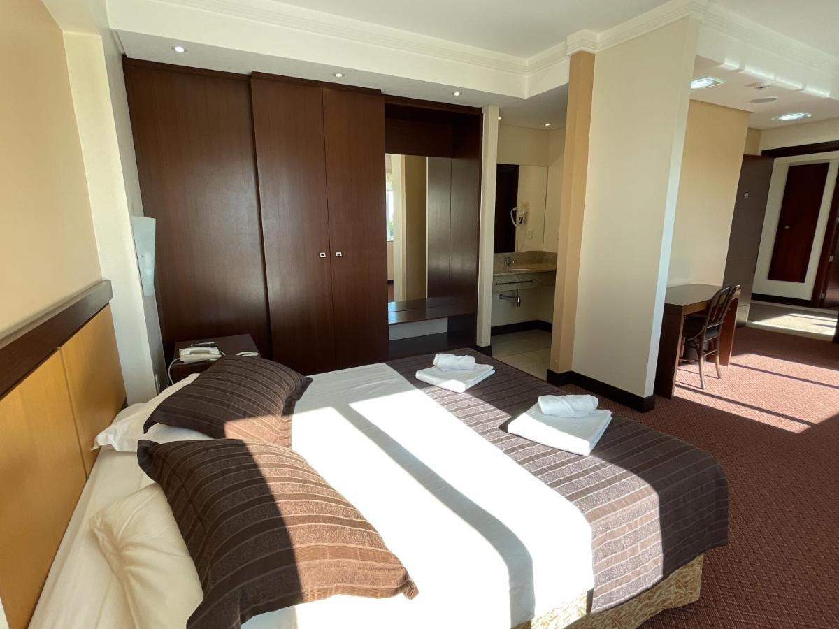Villa Vergueiro Hotel Passo Fundo Eksteriør bilde